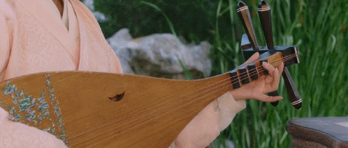 70b5c3507a2b52f0ca2d5a53d5a52822.gif
